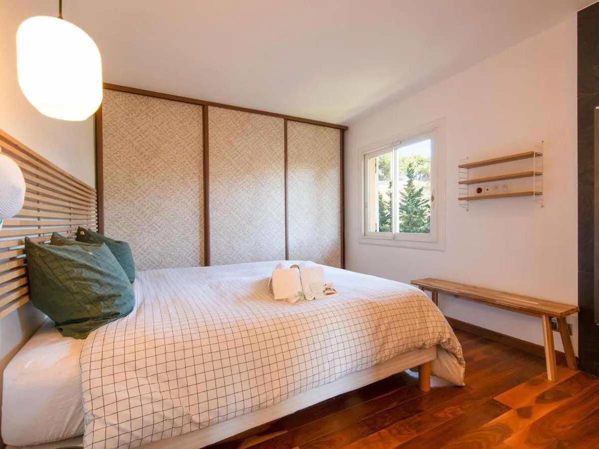 115M2 Avec Un Apercu Mer Et Proche Du Centre Saint-Raphael  Saint-Raphael (Var)